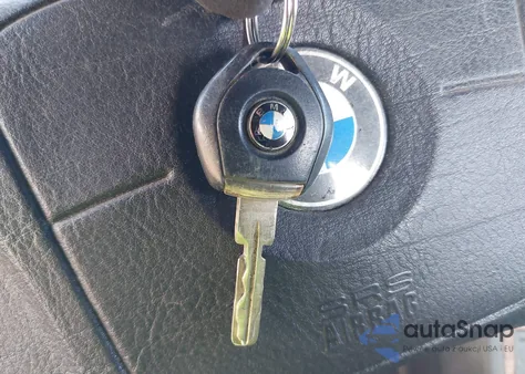 1996 BMW Z3 1.9 z USA, uszkodzony, nr VIN 4USCH7328TLB68562
